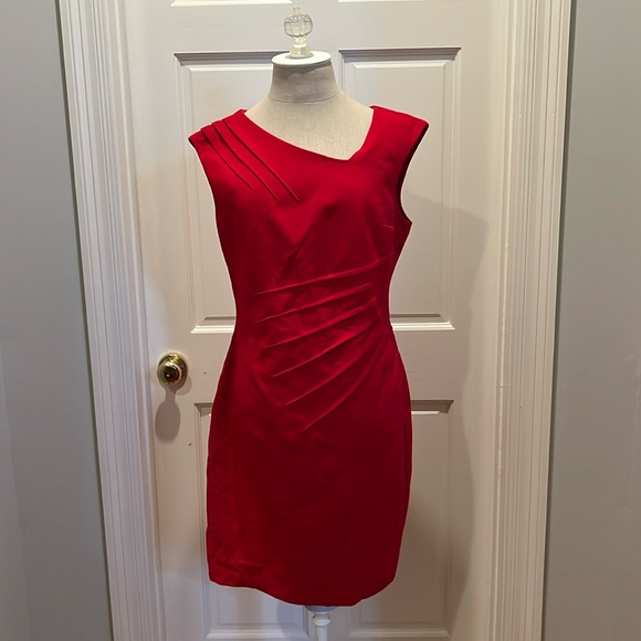 Stunning Elegant Vintage Caché Red Fitted Asymmetrical Neckline Dress NWT - Picture 1 of 15